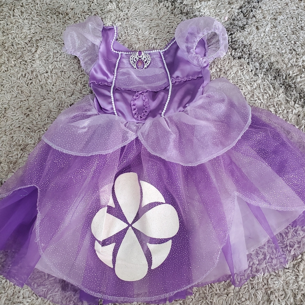Sophia  Halloween costume